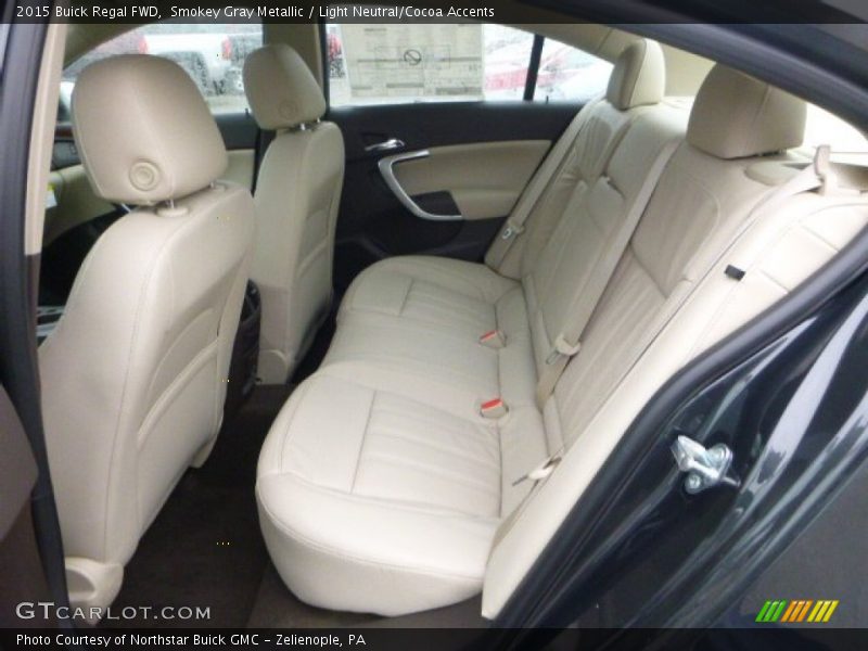 Smokey Gray Metallic / Light Neutral/Cocoa Accents 2015 Buick Regal FWD