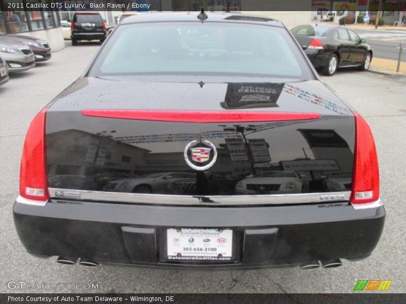 Black Raven / Ebony 2011 Cadillac DTS Luxury