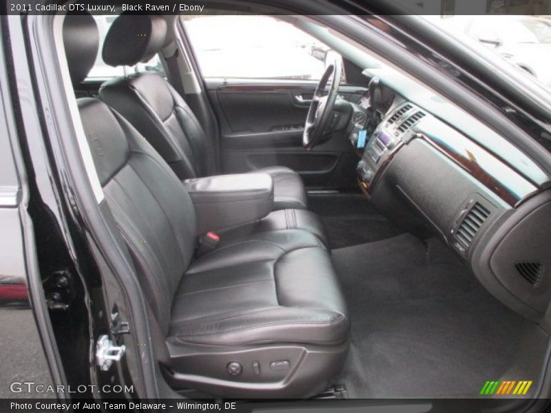 Black Raven / Ebony 2011 Cadillac DTS Luxury