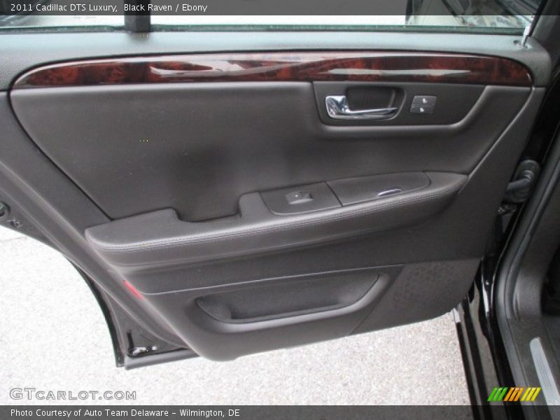 Black Raven / Ebony 2011 Cadillac DTS Luxury