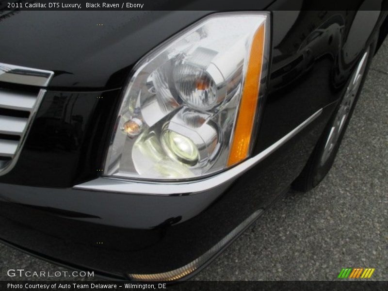 Black Raven / Ebony 2011 Cadillac DTS Luxury