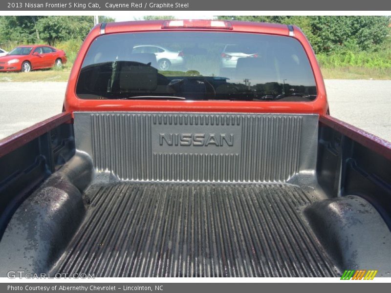 Cayenne Red / Graphite Steel 2013 Nissan Frontier S King Cab