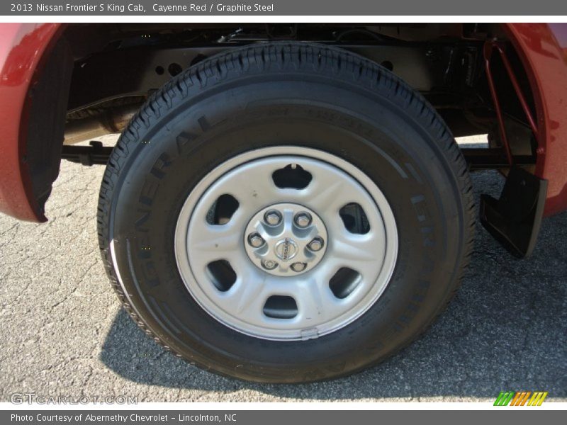 Cayenne Red / Graphite Steel 2013 Nissan Frontier S King Cab