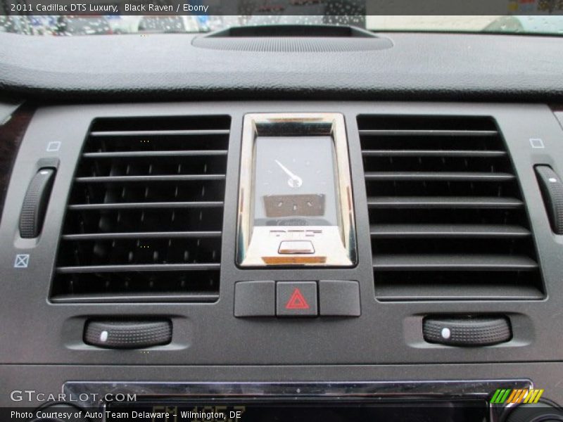 Black Raven / Ebony 2011 Cadillac DTS Luxury