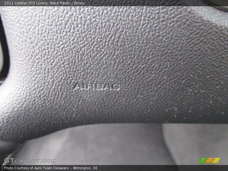 Black Raven / Ebony 2011 Cadillac DTS Luxury
