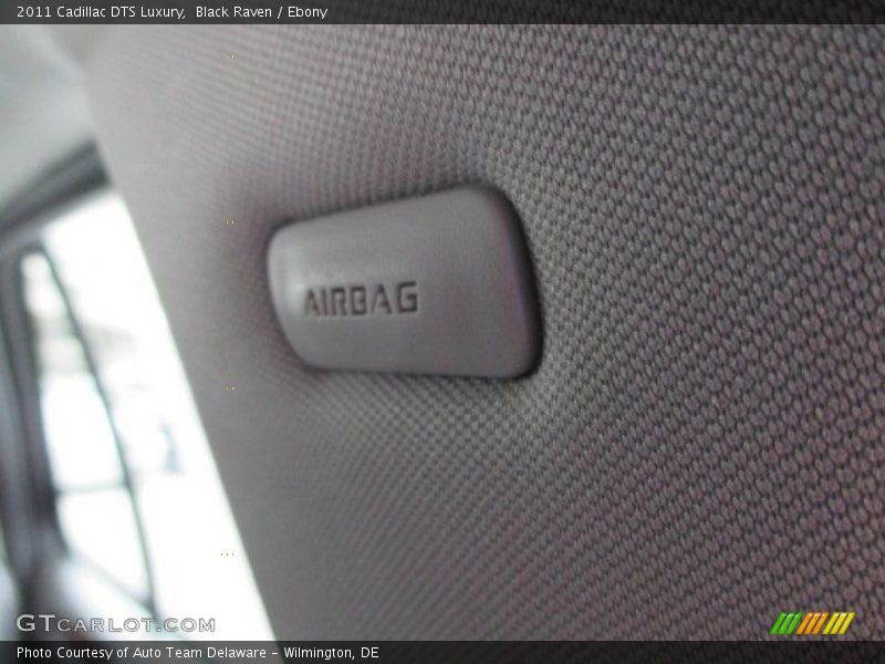 Black Raven / Ebony 2011 Cadillac DTS Luxury