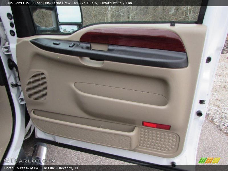 Oxford White / Tan 2005 Ford F350 Super Duty Lariat Crew Cab 4x4 Dually