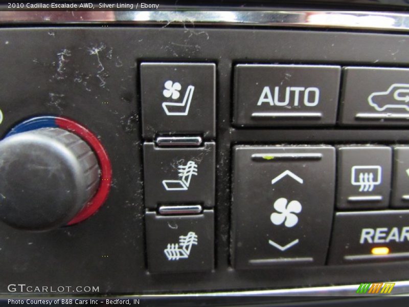 Silver Lining / Ebony 2010 Cadillac Escalade AWD