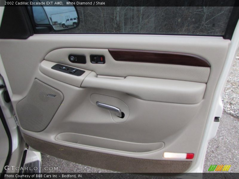 White Diamond / Shale 2002 Cadillac Escalade EXT AWD