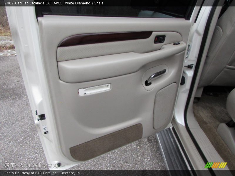 White Diamond / Shale 2002 Cadillac Escalade EXT AWD
