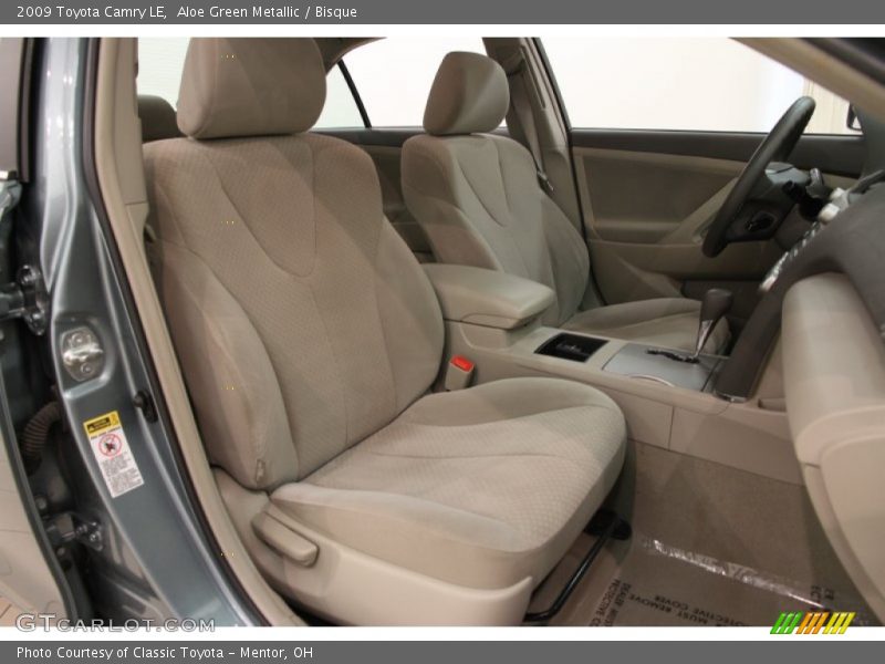 Aloe Green Metallic / Bisque 2009 Toyota Camry LE