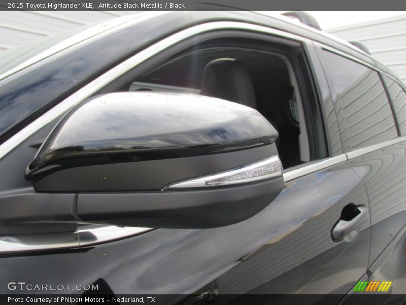 Attitude Black Metallic / Black 2015 Toyota Highlander XLE