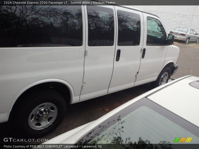 Summit White / Medium Pewter 2014 Chevrolet Express 2500 Passenger LT