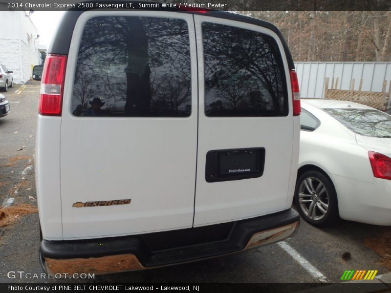 Summit White / Medium Pewter 2014 Chevrolet Express 2500 Passenger LT
