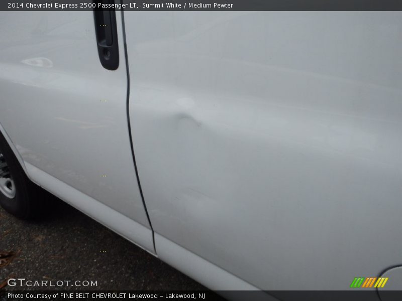 Summit White / Medium Pewter 2014 Chevrolet Express 2500 Passenger LT