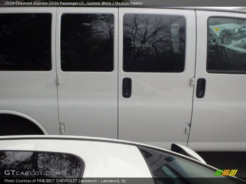 Summit White / Medium Pewter 2014 Chevrolet Express 2500 Passenger LT