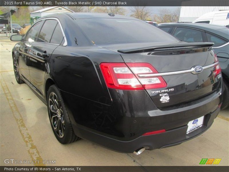 Tuxedo Black Metallic / SHO Charcoal Black 2015 Ford Taurus SHO AWD