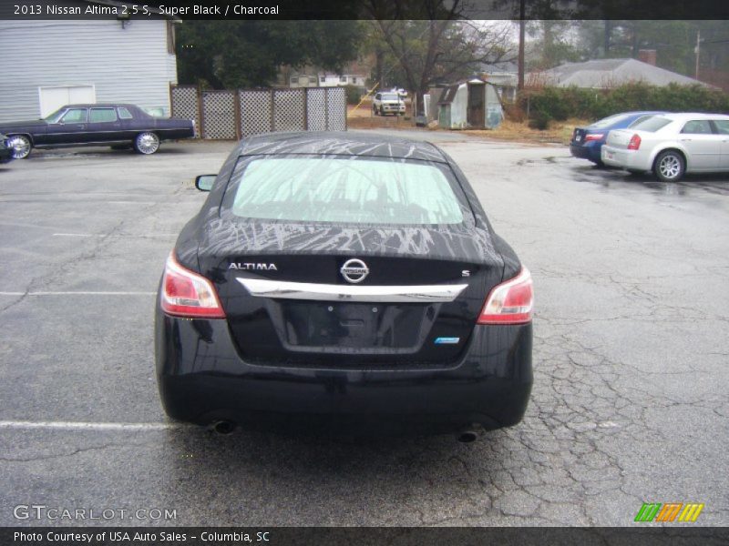 Super Black / Charcoal 2013 Nissan Altima 2.5 S