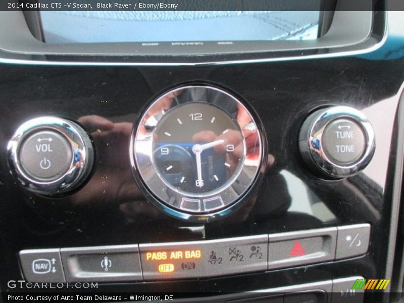 Black Raven / Ebony/Ebony 2014 Cadillac CTS -V Sedan