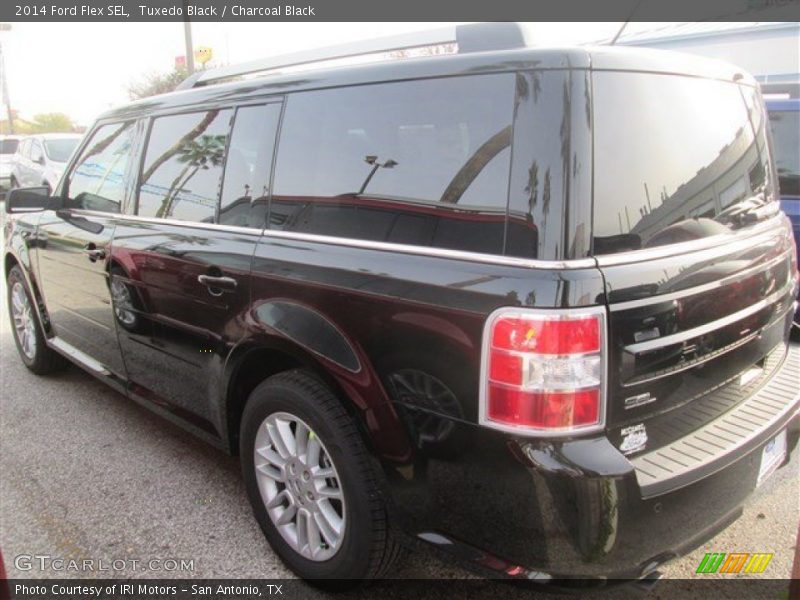 Tuxedo Black / Charcoal Black 2014 Ford Flex SEL