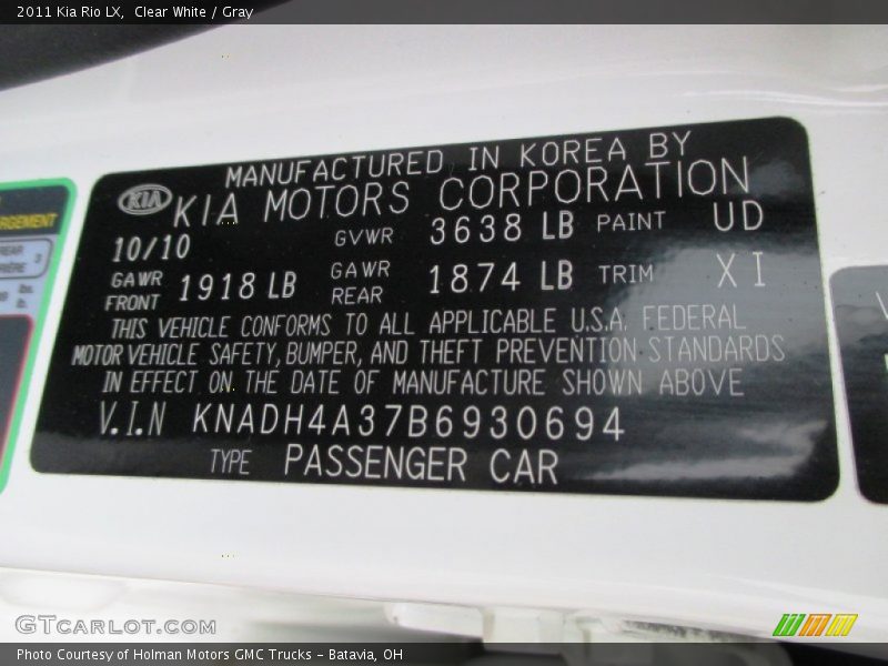 Clear White / Gray 2011 Kia Rio LX