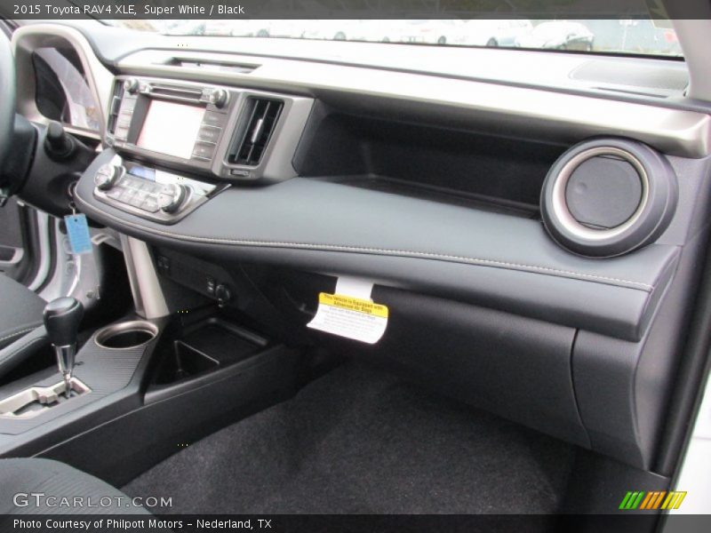 Super White / Black 2015 Toyota RAV4 XLE