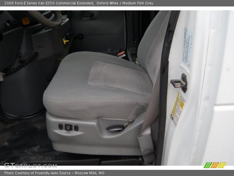 Oxford White / Medium Flint Grey 2006 Ford E Series Van E350 Commercial Extended