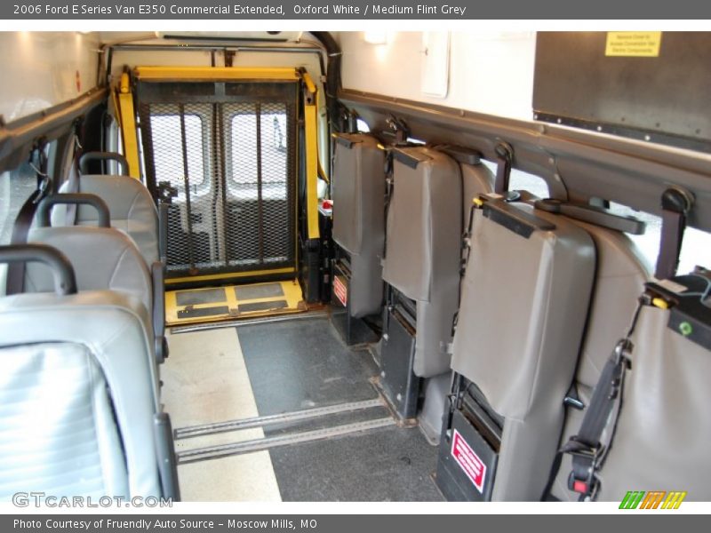Oxford White / Medium Flint Grey 2006 Ford E Series Van E350 Commercial Extended