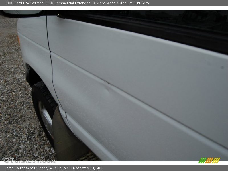 Oxford White / Medium Flint Grey 2006 Ford E Series Van E350 Commercial Extended