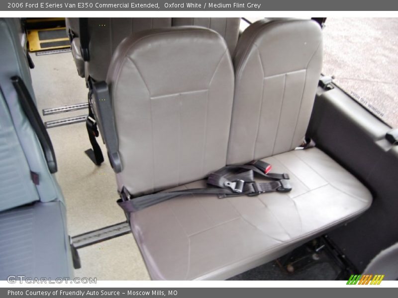 Oxford White / Medium Flint Grey 2006 Ford E Series Van E350 Commercial Extended