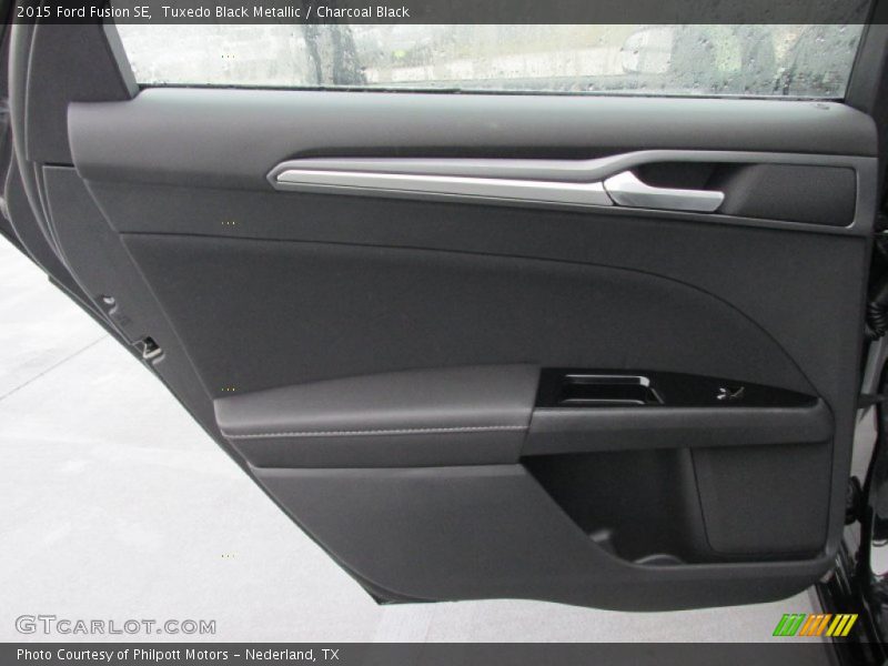 Tuxedo Black Metallic / Charcoal Black 2015 Ford Fusion SE