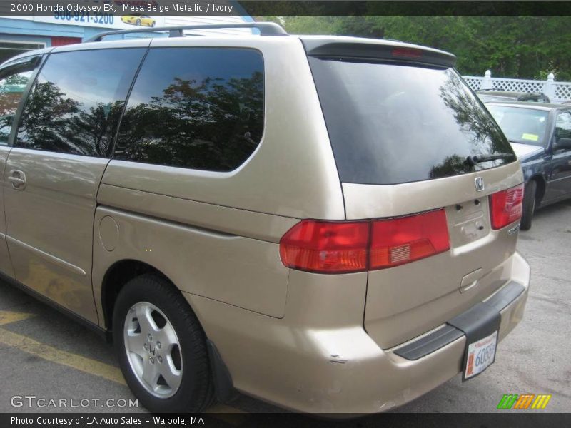 Mesa Beige Metallic / Ivory 2000 Honda Odyssey EX