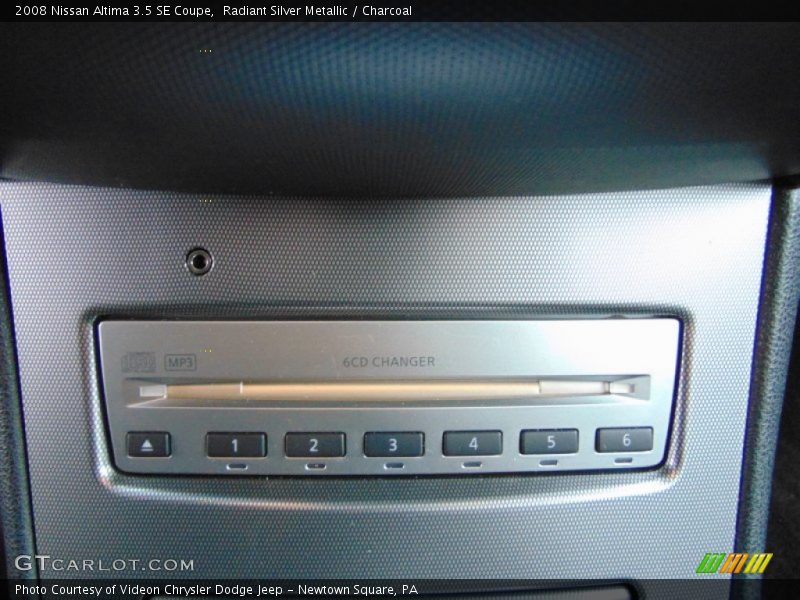 Radiant Silver Metallic / Charcoal 2008 Nissan Altima 3.5 SE Coupe