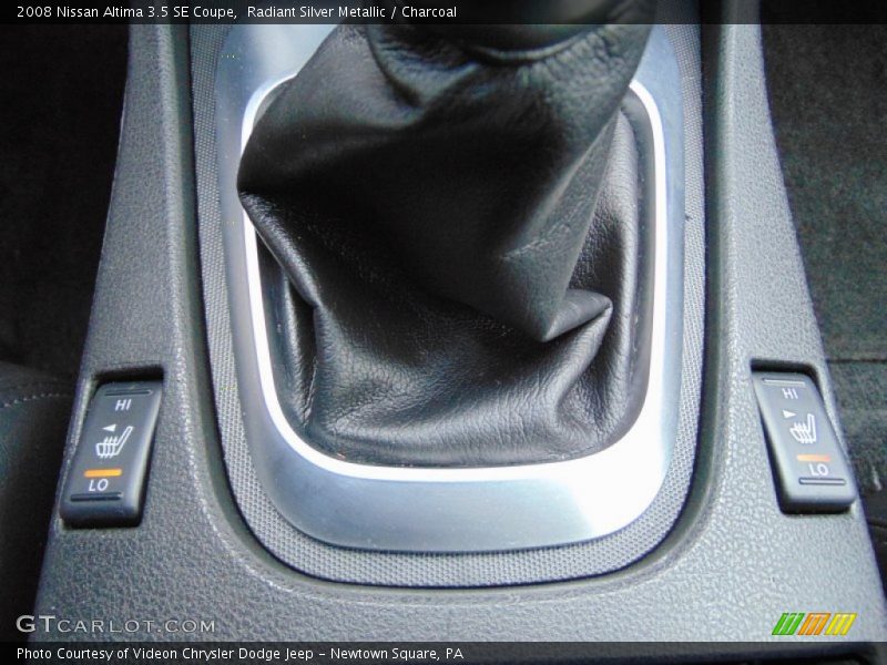 Radiant Silver Metallic / Charcoal 2008 Nissan Altima 3.5 SE Coupe