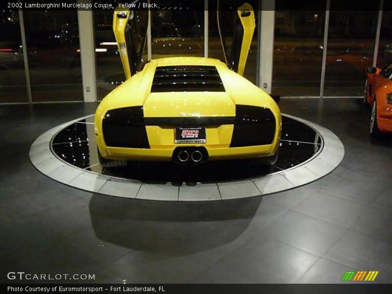 Yellow / Black 2002 Lamborghini Murcielago Coupe