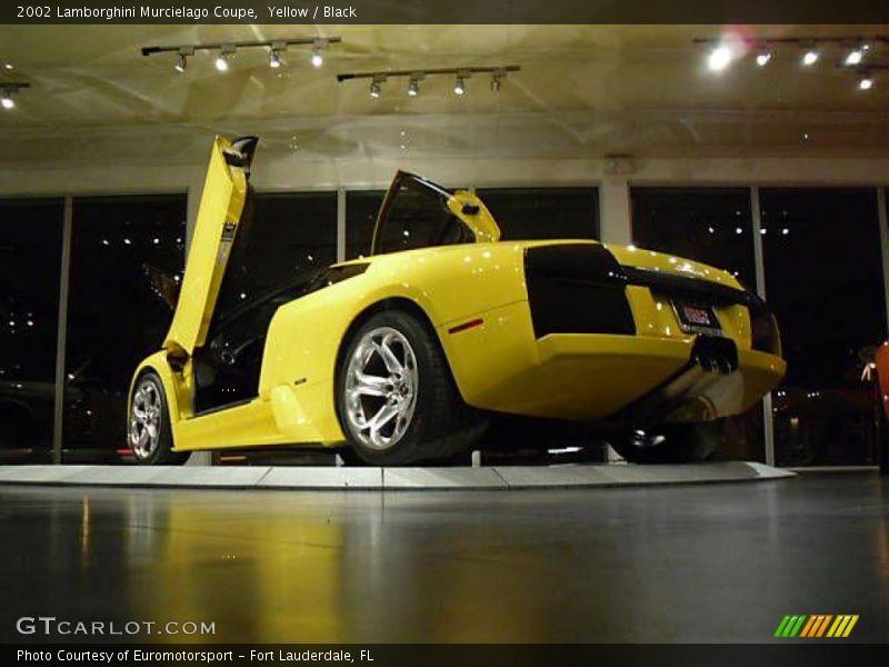 Yellow / Black 2002 Lamborghini Murcielago Coupe