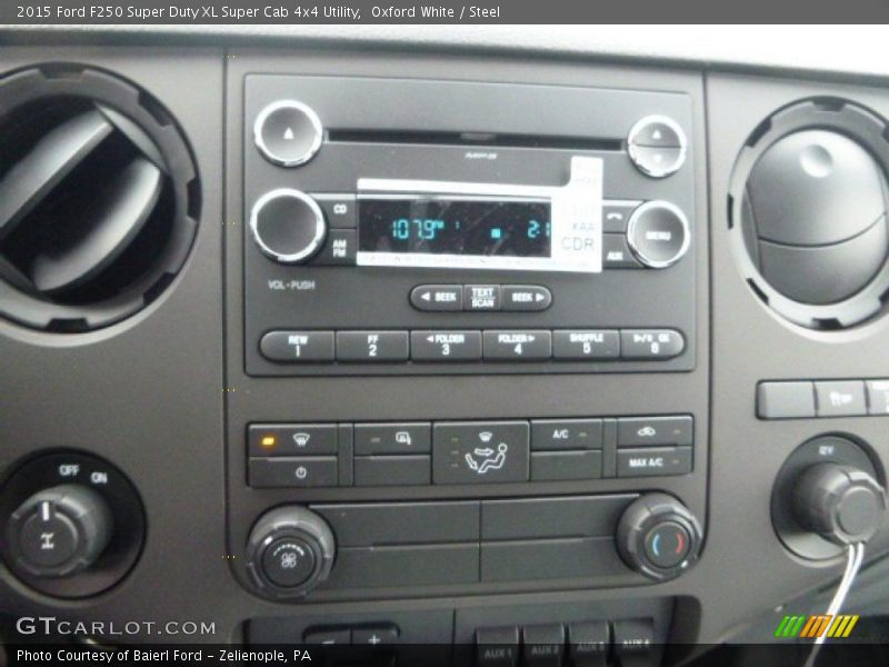 Oxford White / Steel 2015 Ford F250 Super Duty XL Super Cab 4x4 Utility