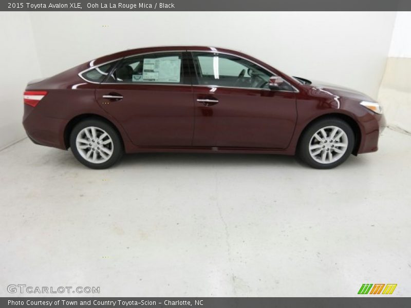 Ooh La La Rouge Mica / Black 2015 Toyota Avalon XLE