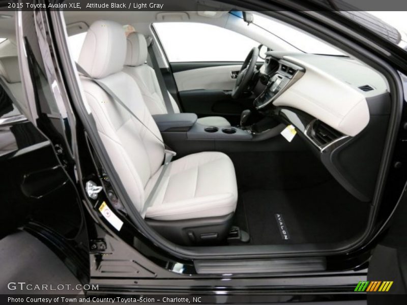 Front Seat of 2015 Avalon XLE