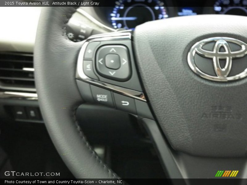 Attitude Black / Light Gray 2015 Toyota Avalon XLE