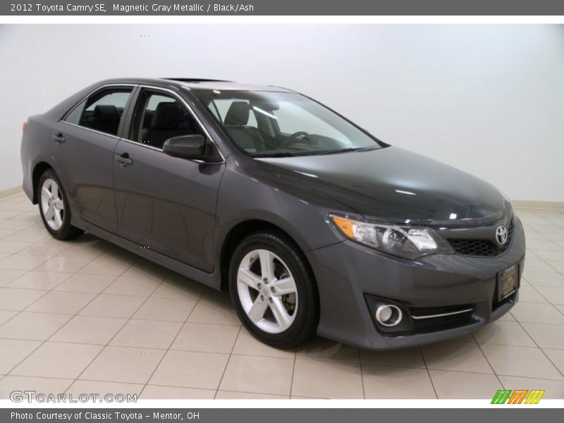 Magnetic Gray Metallic / Black/Ash 2012 Toyota Camry SE