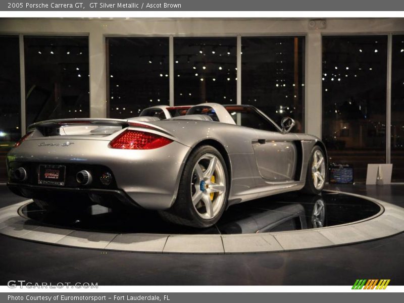 GT Silver Metallic / Ascot Brown 2005 Porsche Carrera GT