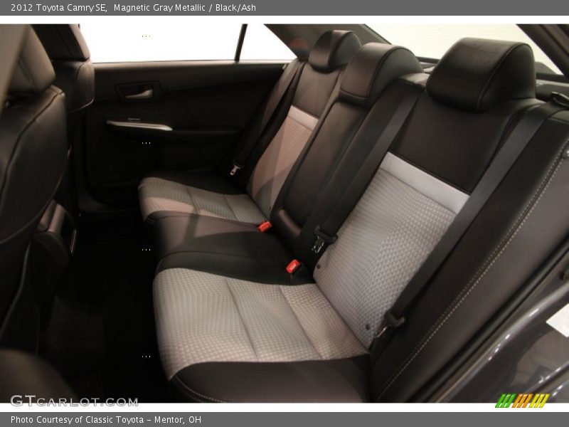 Magnetic Gray Metallic / Black/Ash 2012 Toyota Camry SE