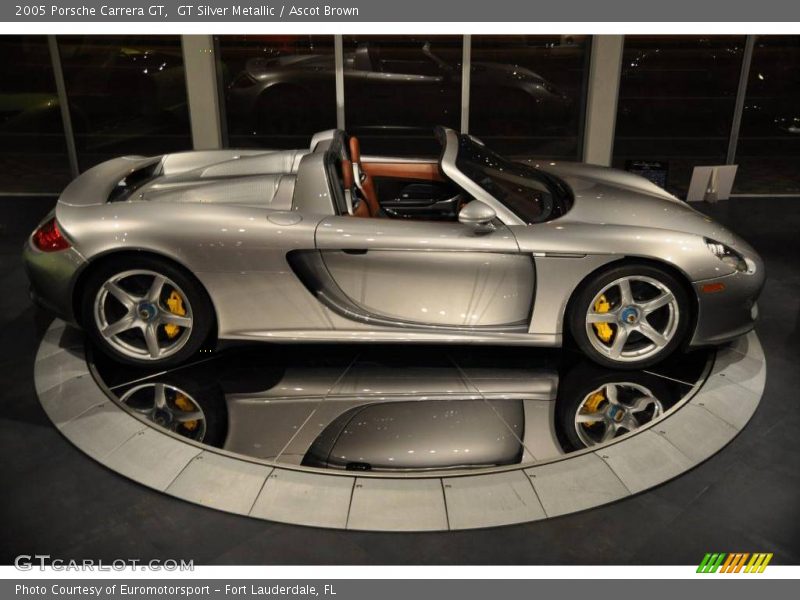GT Silver Metallic / Ascot Brown 2005 Porsche Carrera GT