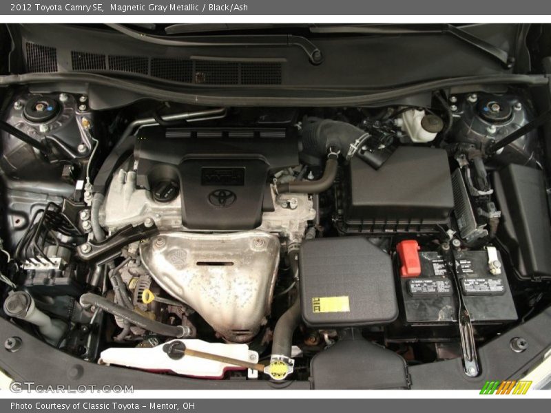 Magnetic Gray Metallic / Black/Ash 2012 Toyota Camry SE