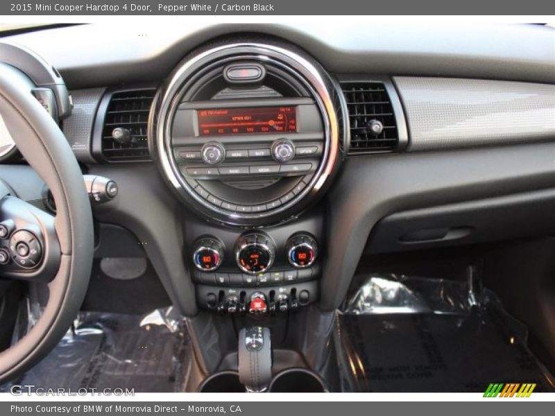 Pepper White / Carbon Black 2015 Mini Cooper Hardtop 4 Door
