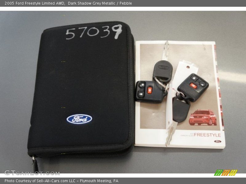 Dark Shadow Grey Metallic / Pebble 2005 Ford Freestyle Limited AWD