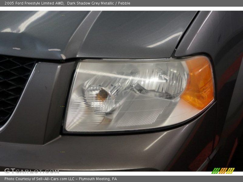 Dark Shadow Grey Metallic / Pebble 2005 Ford Freestyle Limited AWD