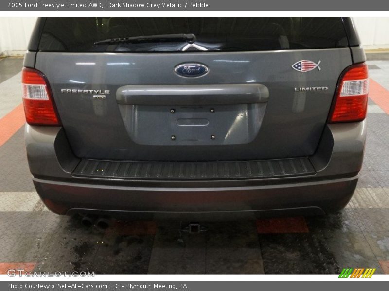 Dark Shadow Grey Metallic / Pebble 2005 Ford Freestyle Limited AWD