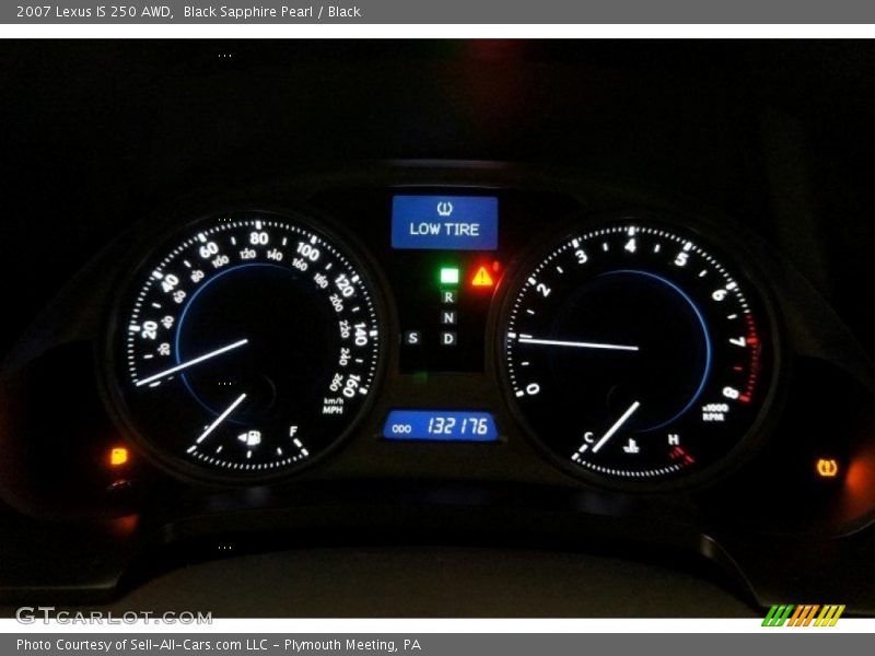 Black Sapphire Pearl / Black 2007 Lexus IS 250 AWD